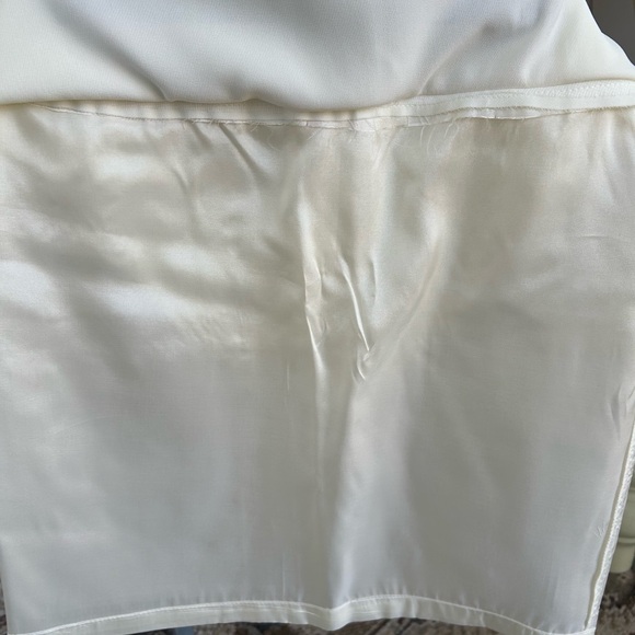 2 Piece Jones New York Jacket/skirt - Picture 7 of 9